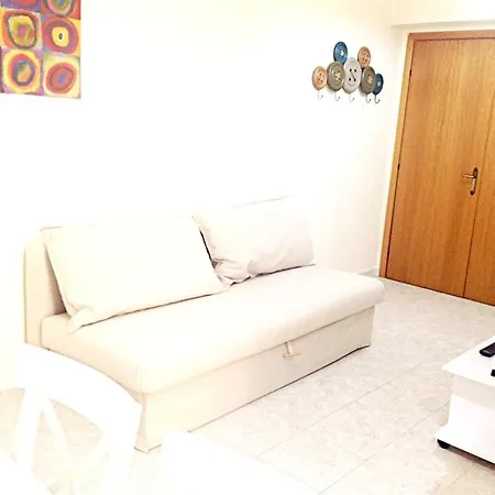 One Bedroom At 700 M Away From The With Sea View Balcony And Wifi