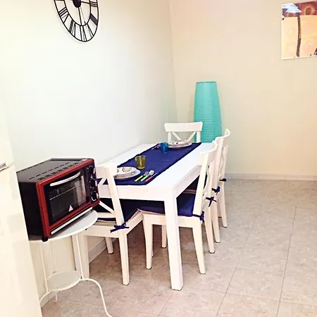 One Bedroom At 700 M Away From The With Sea View Balcony And Wifi *