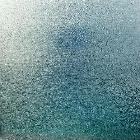 아파트 One Bedroom At 700 M Away From The With Sea View Balcony And Wifi *